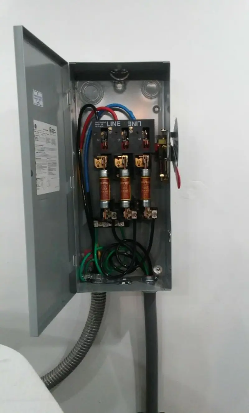 Three-phase disconnect switch installed for Smoke Detector Installation in Revere